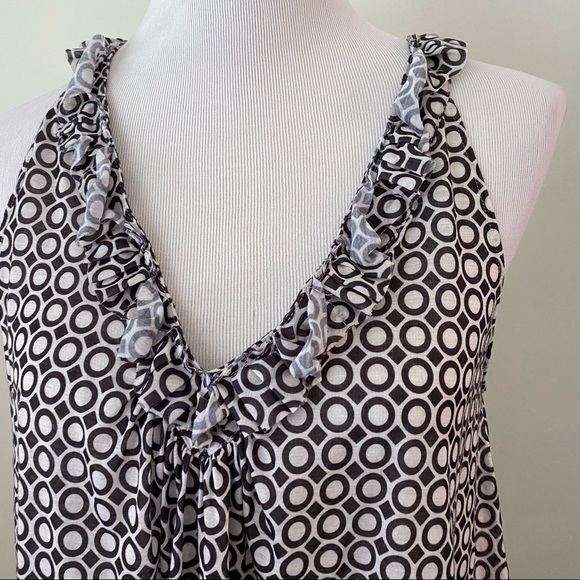 Piper & Sparrow V Neck Ruffle Tank Top - Picture 2 of 5